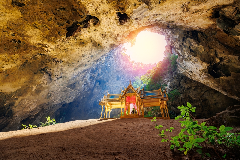Phraya Nakhon Cave